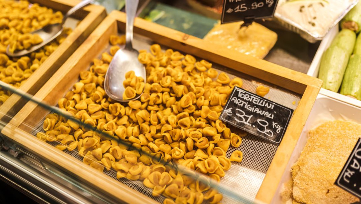 ingredient,food,retail,produce,grocery store