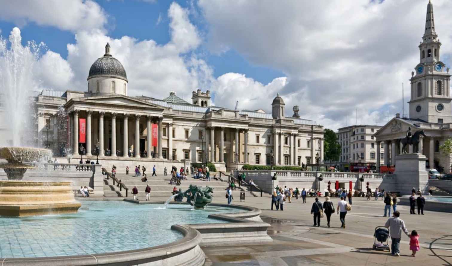 Trafalgar Square: A Symphony of Fountains and Footsteps