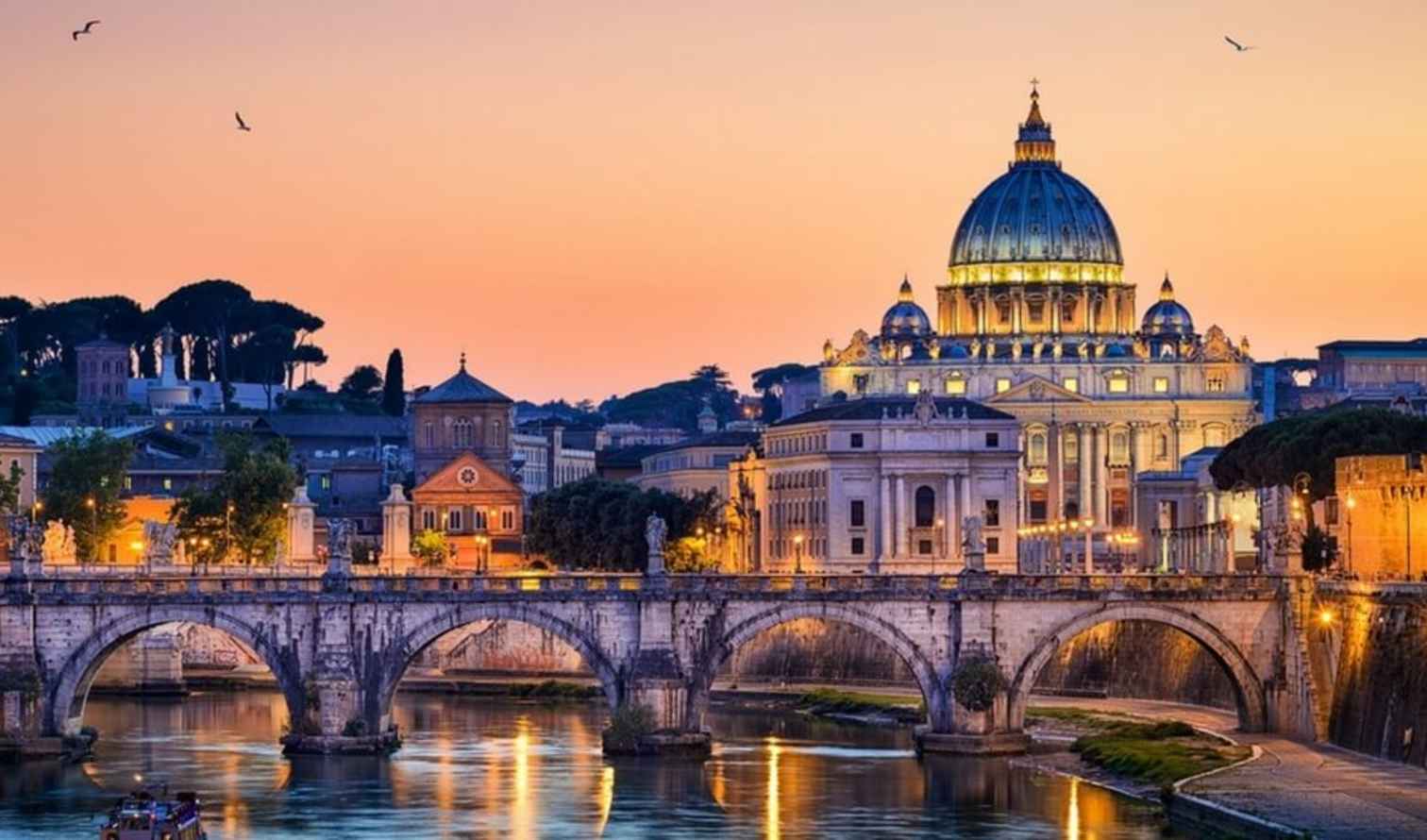 Twilight Majesty: A Glimpse of Rome's Eternal Beauty