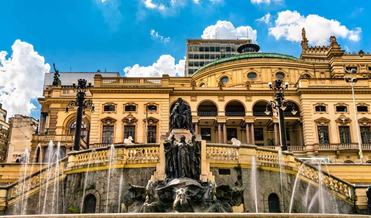 Big Ben to Tower Bridge