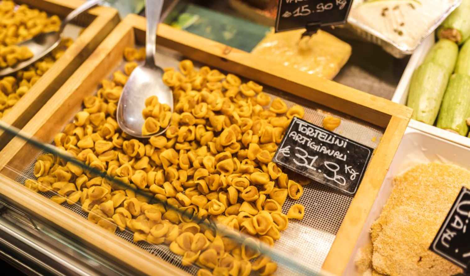 ingredient,food,retail,produce,grocery store