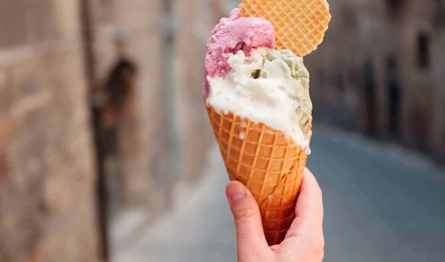 ice cream cone,food,ice cream,cone,ingredient,frozen dessert,dessert,gelato,cream,dairy product,sorbetes,soy ice cream,battered ice cream,wafer,sherbet,fast food,recipe,waffle