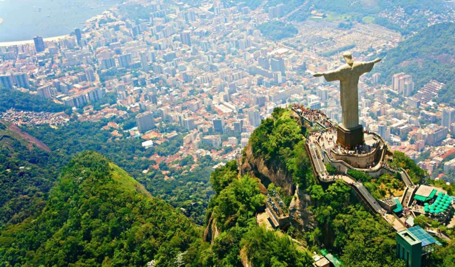 bird's-eye view,aerial photography,tourist attraction,human settlement,wonders of the world,coast,cityscape,monument,bay