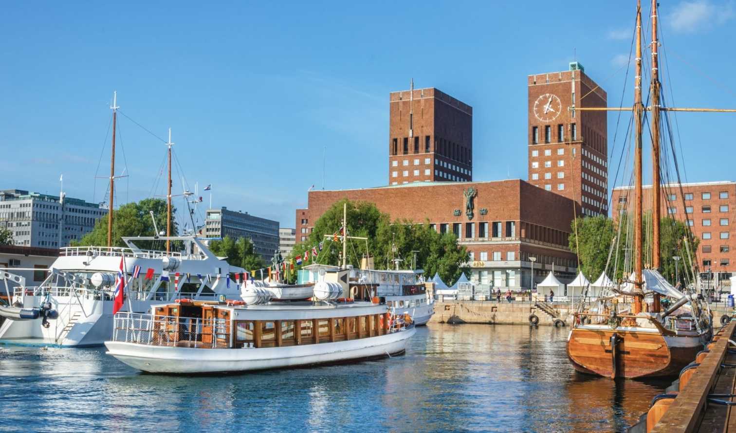 Big Ben to Tower Bridge