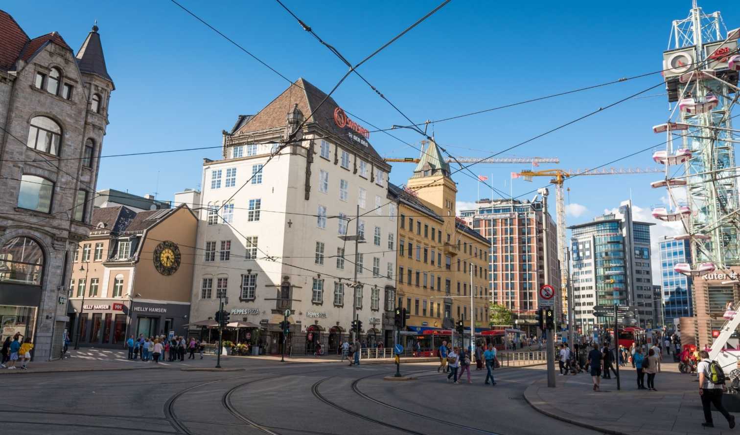 Big Ben to Tower Bridge