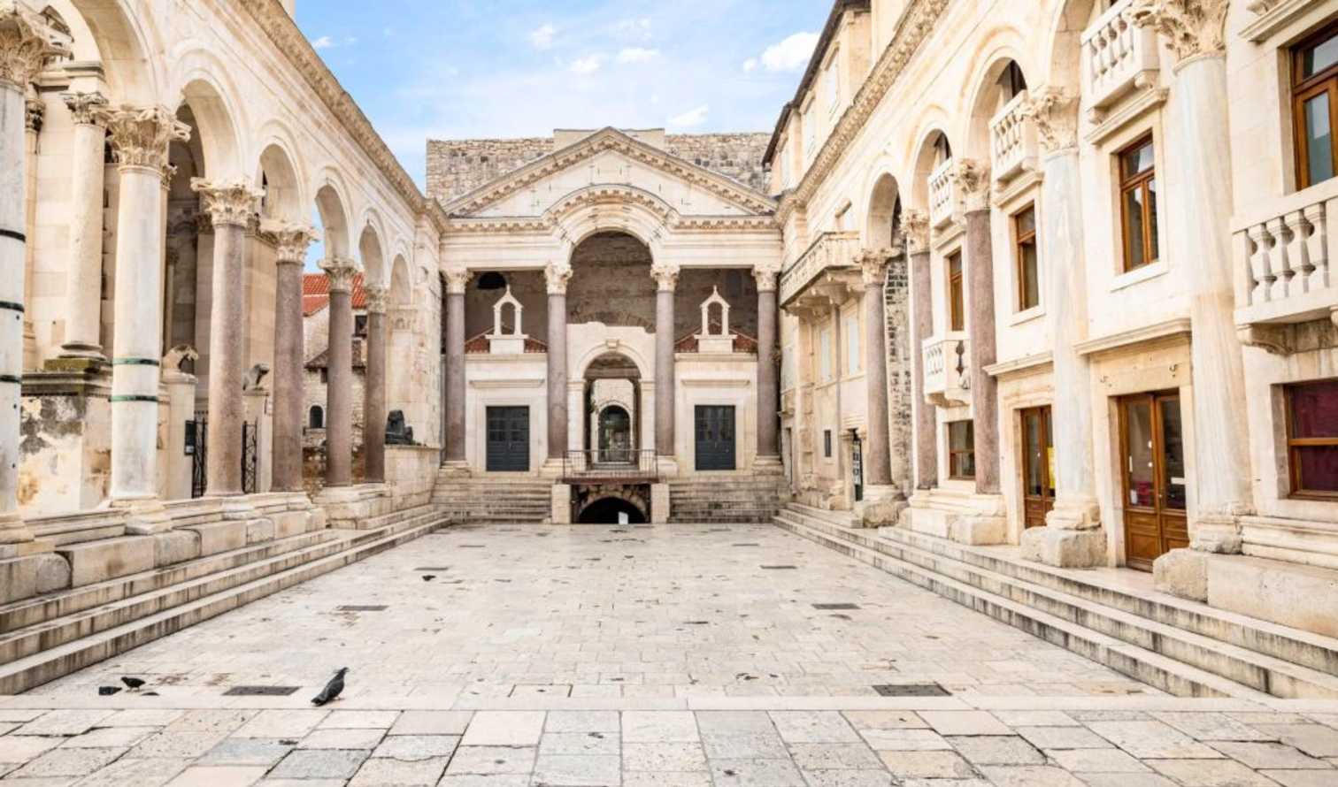 City Unscripted experience hero image 4