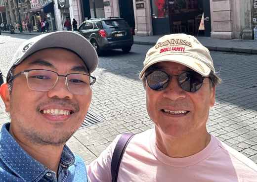 Happy Moments in Historic Surroundings