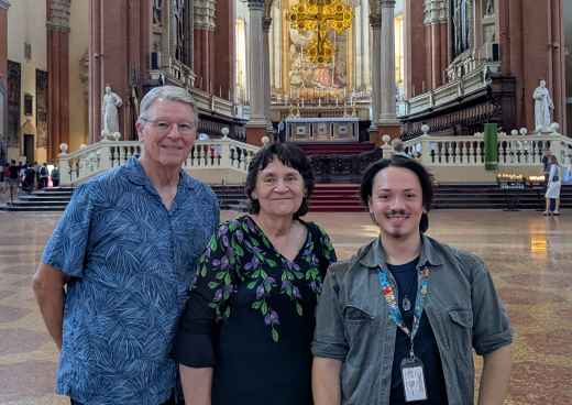 A Joyful Encounter in the Heart of Majesty