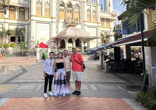 Sunny Day at the Majestic Mosque