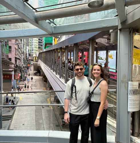 Exploring Together on City Paths