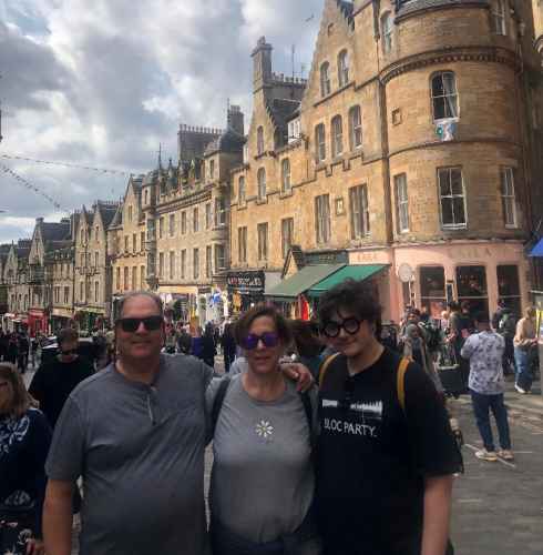 Castle-Views and Family Adventures