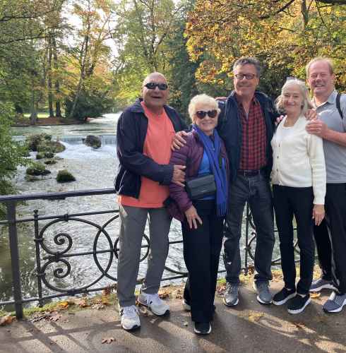 Autumn Stroll with Friends: Cherishing Moments in Nature