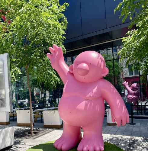 Welcoming Waves: The Pink Pal of the Plaza