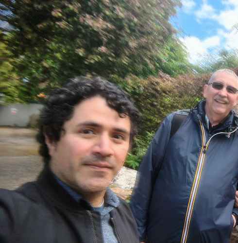 A cheerful moment with Oscar Wilde under Dublin's blue skies.