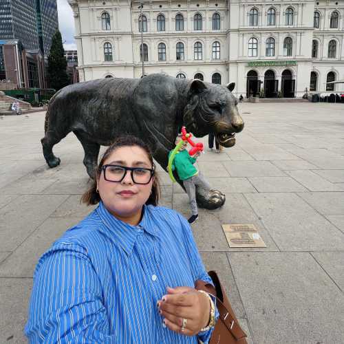 Stripes and Statues: A Day in the Vibrant Square