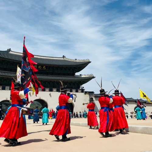 Vibrant Traditions: A Symphony of Colors in Seoul