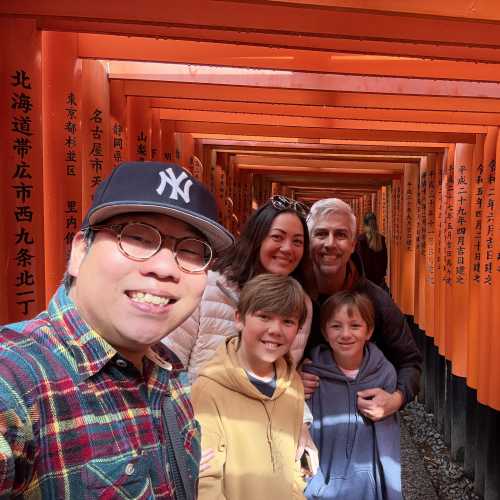 Capturing Joy: A Serendipitous Smile at the Fushimi Inari Shrine