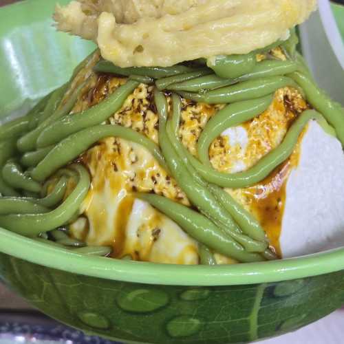 Frozen Paradise: A Dance of Flavors