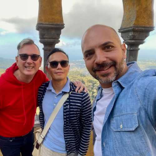 Scenic Smiles Under the Arched Sky