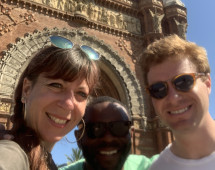 Sunlit Adventures through Arches and Icons