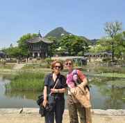Discovering peaceful corners in the heart of Seoul.