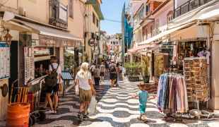 Full day in Lisbon with a local