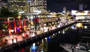 Night in Sydney with a local