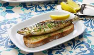 Eat like a local in Porto: A tailored culinary experience