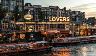 A night in Amsterdam with a local