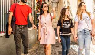 Your Lisbon Kickstart: A Personalized 2-Hour Experience
