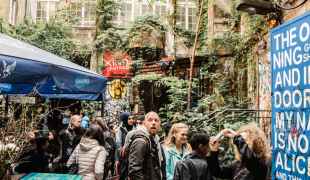Personalized Berlin Half-Day Experience with Local Host