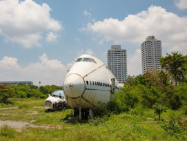 Visit the airplane graveyard Visit the airplane graveyard