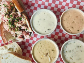 New England Clam Chowder New England Clam Chowder