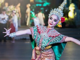 Experience Thai culture at a festival Experience Thai culture at a festival