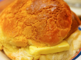 Pineapple Bun Pineapple Bun
