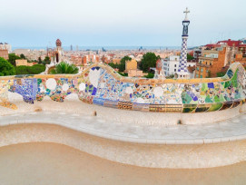 Soak in the awe-inspiring works of Gaudi Soak in the awe-inspiring works of Gaudi