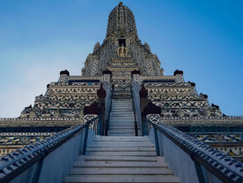 Sightseeing - Wat Arun Sightseeing - Wat Arun