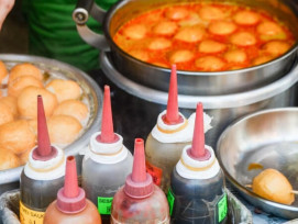 Curry Fish Balls at any food-stall Curry Fish Balls at any food-stall