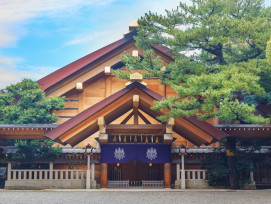 Visit the Atsuta Shrine Visit the Atsuta Shrine