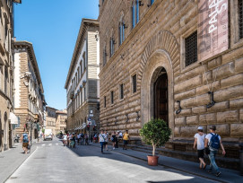 Take in an exhibition at Palazzo Strozzi Take in an exhibition at Palazzo Strozzi