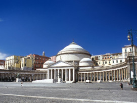 Play in Piazza Plebescito Play in Piazza Plebescito