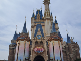 Enjoy unlimited rides at Tokyo Disneyland, Japan Enjoy unlimited rides at Tokyo Disneyland, Japan