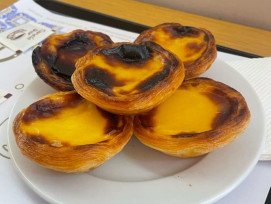 Indulge in a Portuguese Food & Pasteis de Nata Cooking