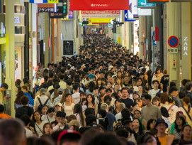 Crowds entering Shinsaibashi Suji Shopping Arcade under its covered roof. Photo by M K on Pexels. Crowds entering Shinsaibashi Suji Shopping Arcade under its covered roof. Photo by M K on Pexels.
