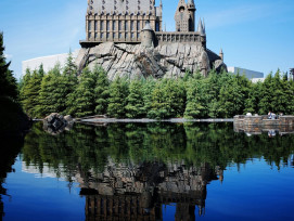 The detailed facade of Hogwarts Castle at Universal Studios Japan Photo by Soyoung Han on Unsplash The detailed facade of Hogwarts Castle at Universal Studios Japan Photo by Soyoung Han on Unsplash