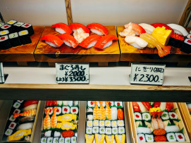 Display case showing fresh seafood and sushi at Kuromon Ichiba Market Photo by Markus Winkler on Unsplash Display case showing fresh seafood and sushi at Kuromon Ichiba Market Photo by Markus Winkler on Unsplash