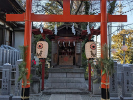 A quiet residential street in Sumiyoshi with a traditional temple gate in the background, children playing in a nearby park, and a local festival banner fluttering gently in the breeze. Photo by Tosh Kanaxx on Unsplash A quiet residential street in Sumiyoshi with a traditional temple gate in the background, children playing in a nearby park, and a local festival banner fluttering gently in the breeze. Photo by Tosh Kanaxx on Unsplash