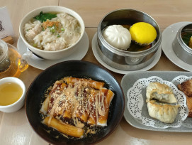 Donburi with steam rising in cozy diner Photo by Edwin Petrus on Unsplash Donburi with steam rising in cozy diner Photo by Edwin Petrus on Unsplash