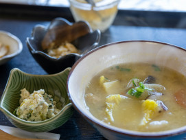 An image of traditional Japan miso soup. Photo by Kouji Tsuru Unsplash An image of traditional Japan miso soup. Photo by Kouji Tsuru Unsplash
