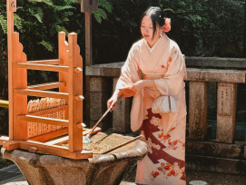 Purification Ritual at Shrine's water basin: Photo by Firdevs Birol Purification Ritual at Shrine's water basin: Photo by Firdevs Birol